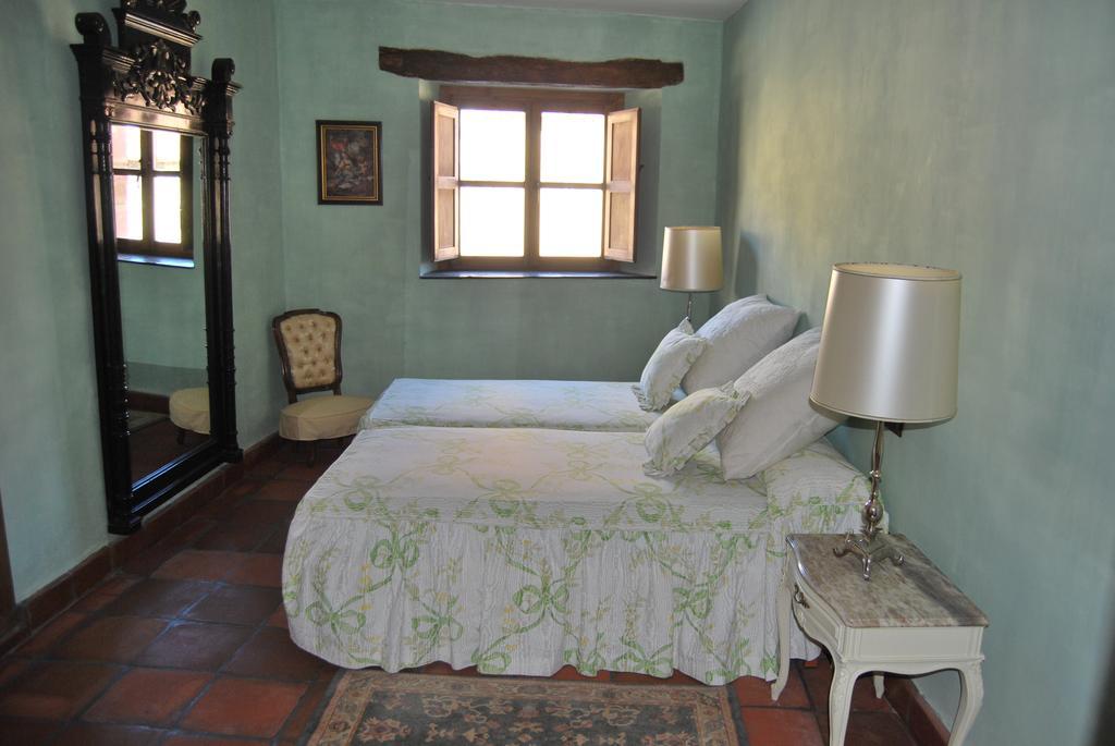 Affittacamere La Casa De San Gil Atienza Camera foto